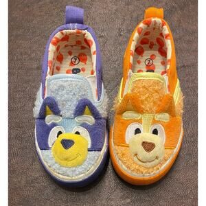 Bluey & Bingo Kids Size 7 Slip On Shoes Orange Blue Fuzzy Fun